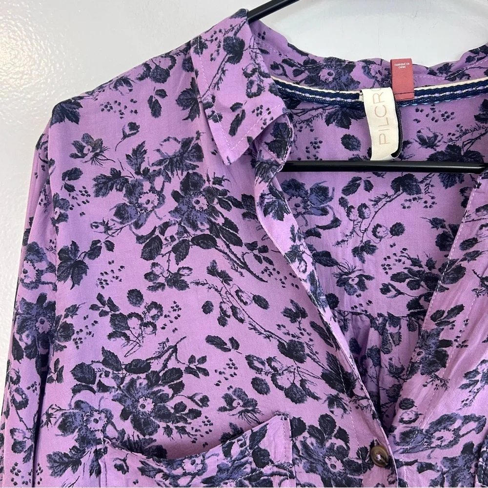 Pilcro Anthropologie Purple Floral Button Down Silky Collared Shirt Size Small
